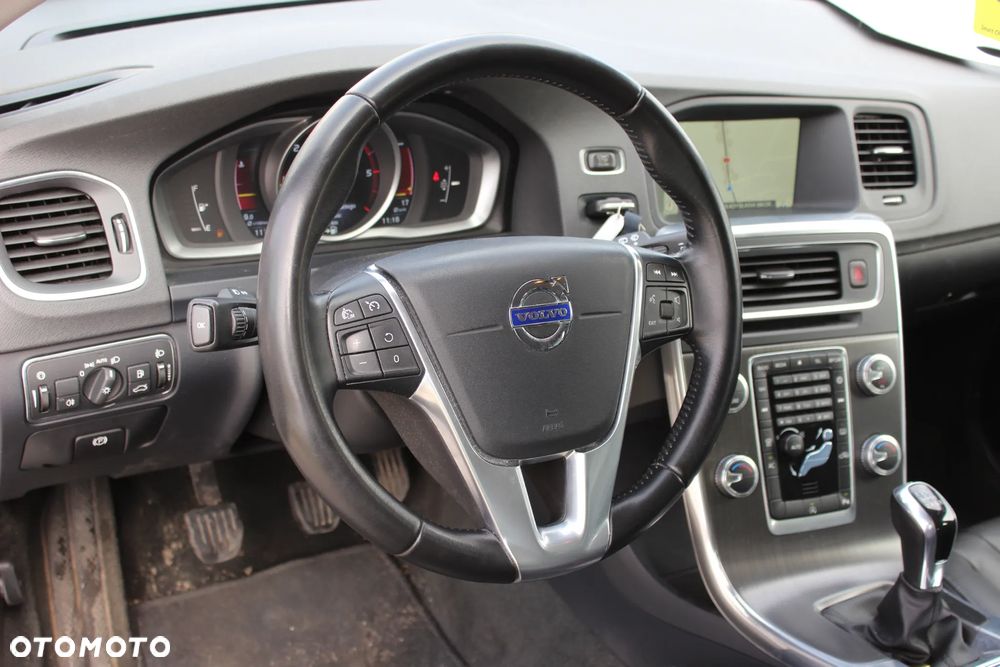 Volvo V60 - 13