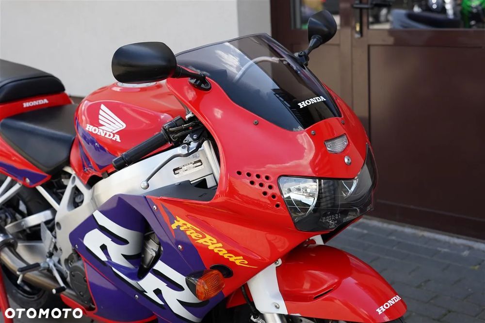 Honda CBR - 13