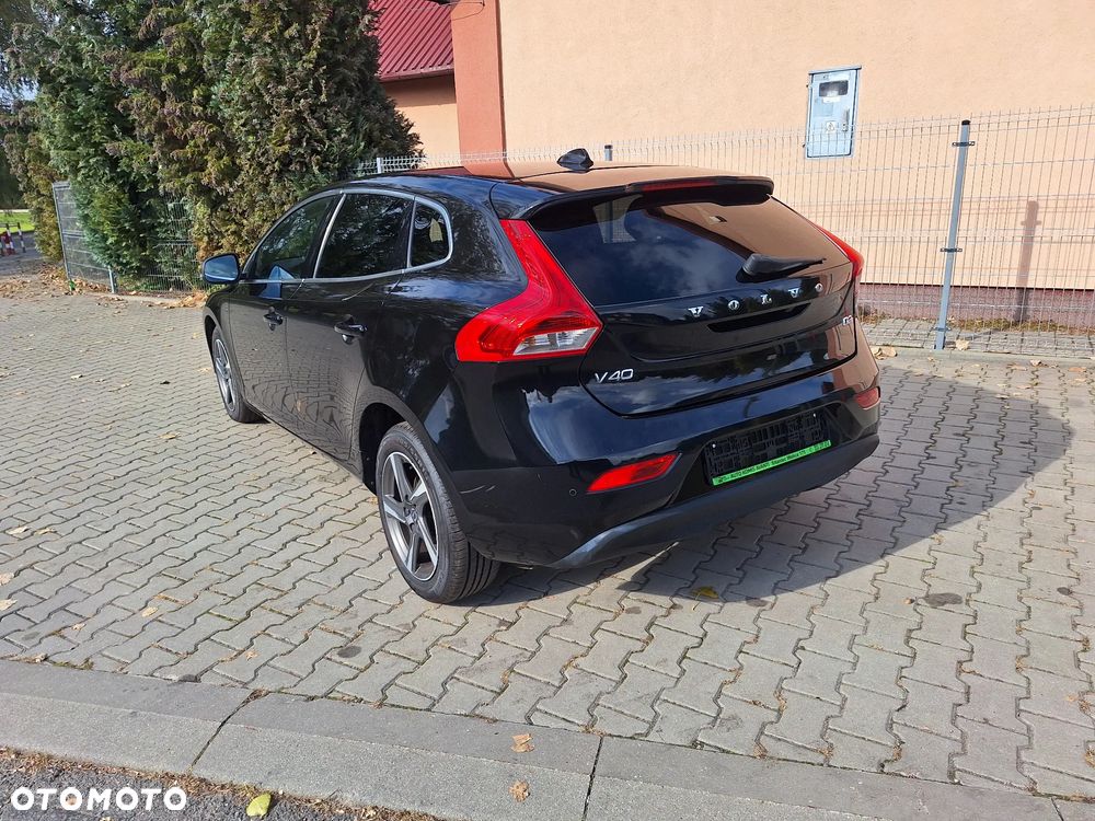 Volvo V40 D2 Summum - 5
