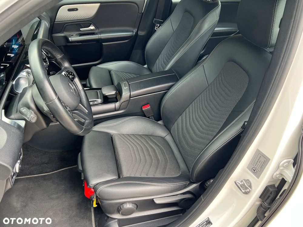 Mercedes-Benz GLB 200 Style 7G-DCT - 15