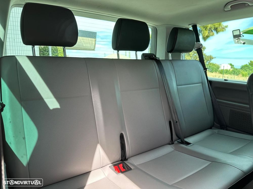 VW Caravelle 2.0 TDI Comfortline - 9
