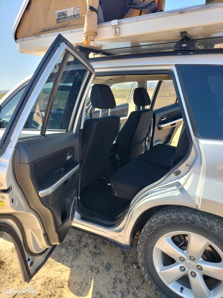 Suzuki Grand Vitara 1.9 DDiS Comfort - 18