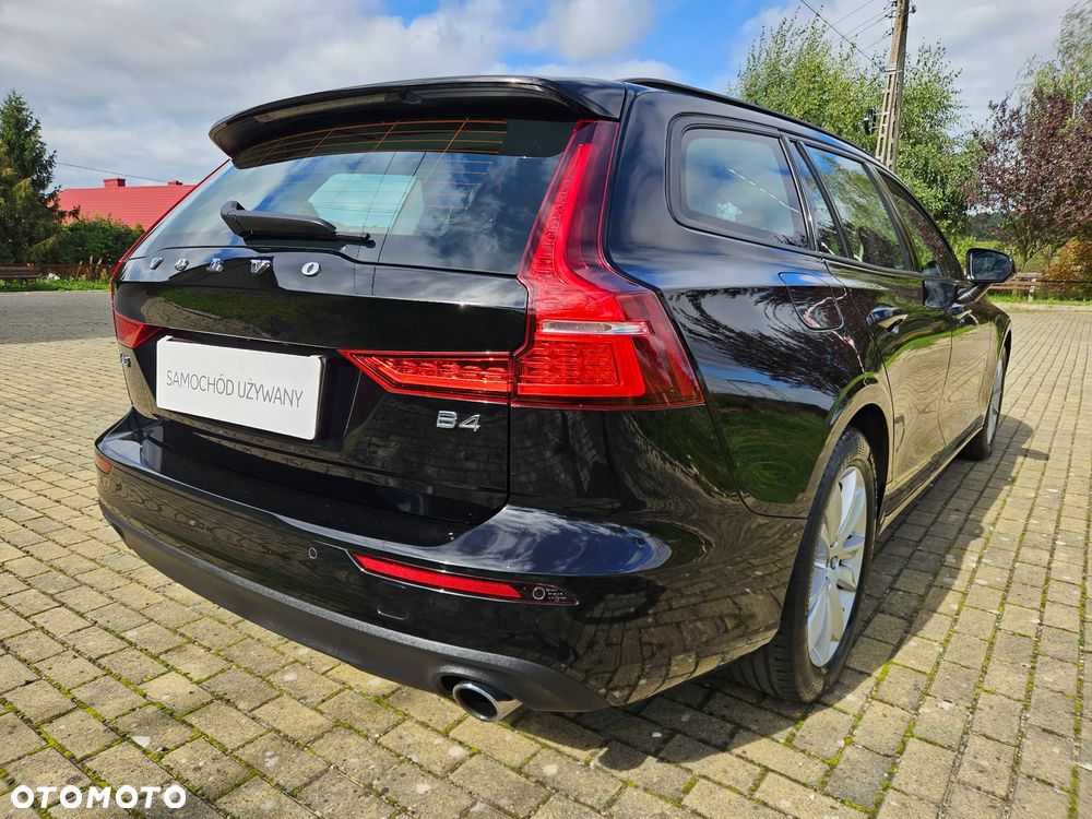 Volvo V60 D4 Momentum Pro - 8