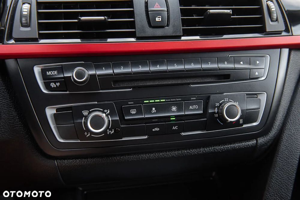 BMW Seria 3 318d Sport Line - 22