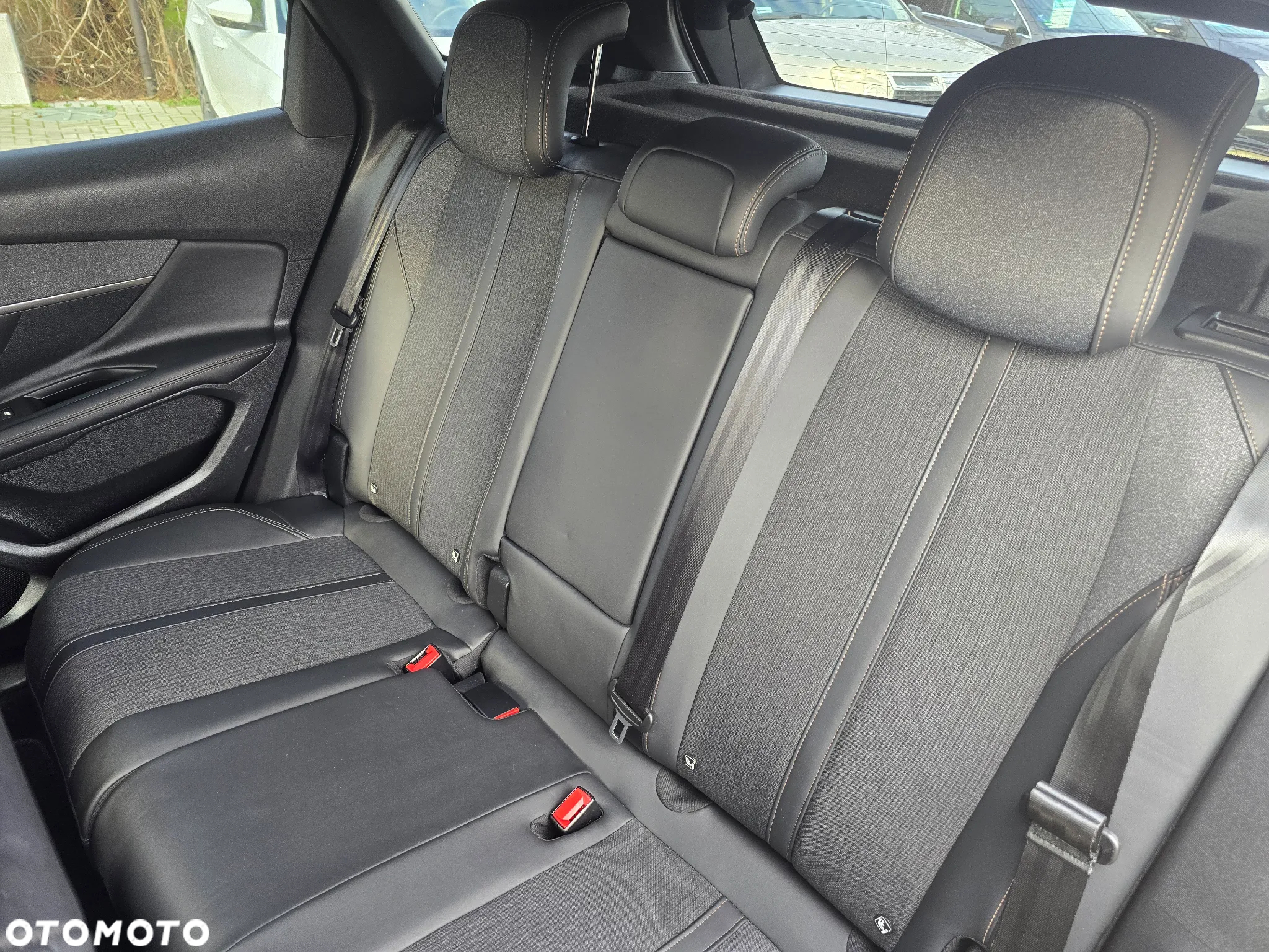 Peugeot 3008 - 13