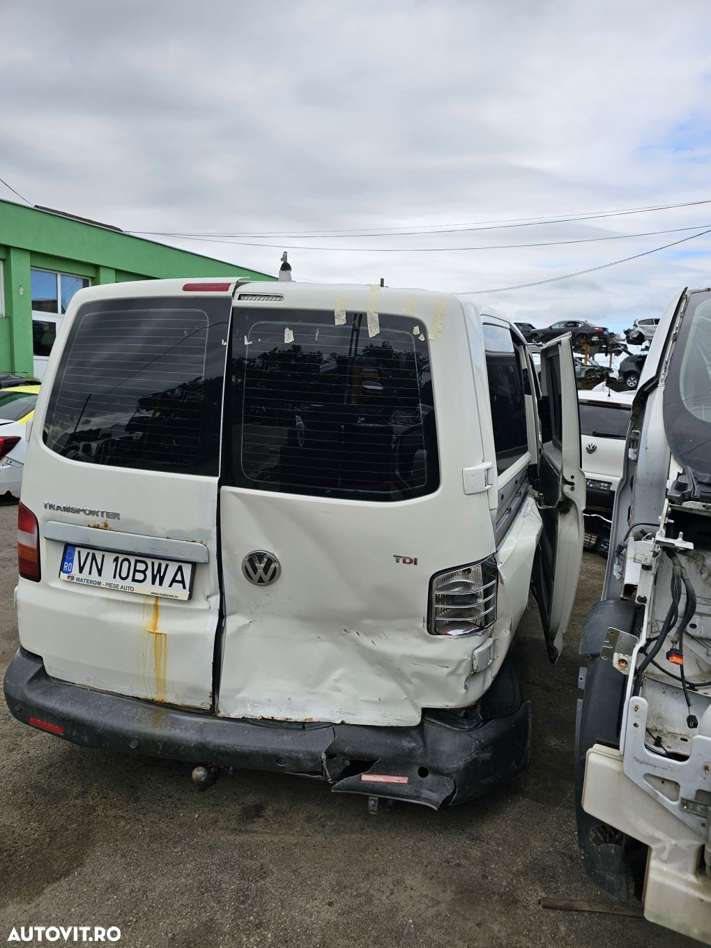Balama capota  dreapta 7h0823302d Volkswagen VW Transporter T5 [2003 - 7