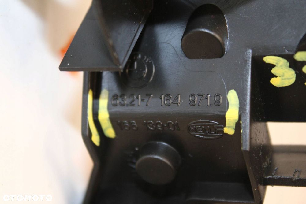 WKŁAD LAMPY GNIAZDO ŻAROWEK LEWY TYŁ BMW E82 7164971 - 3