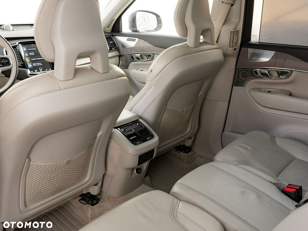 Volvo XC 90 B5 D AWD Inscription 7os - 23