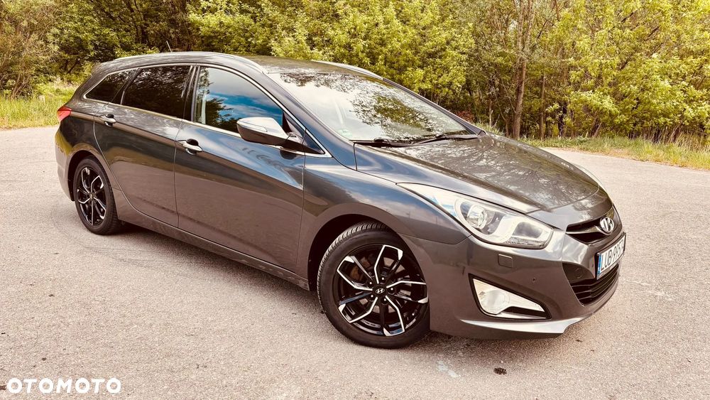 Hyundai i40 1.7 CRDi Comfort + - 18