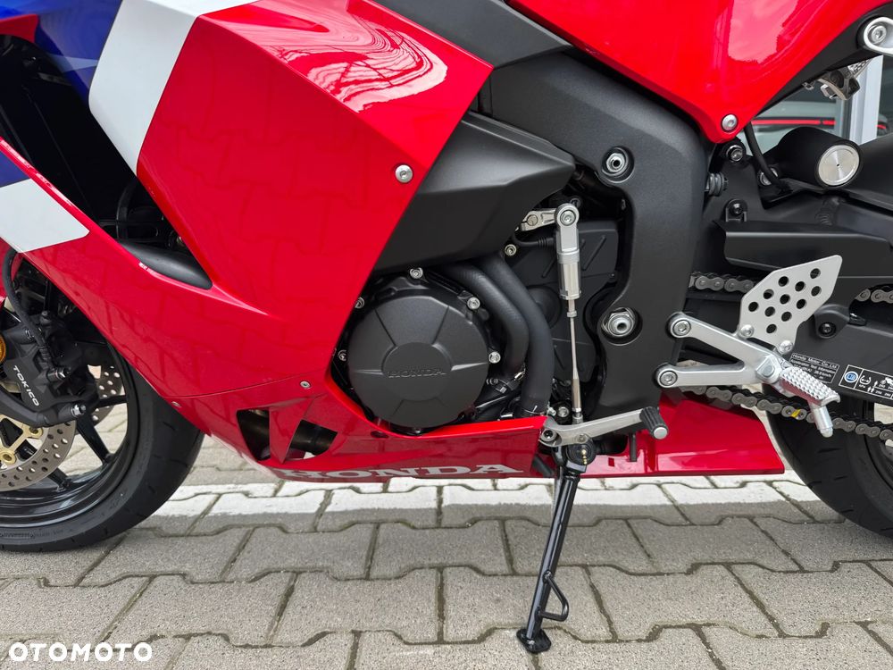 Honda CBR - 8