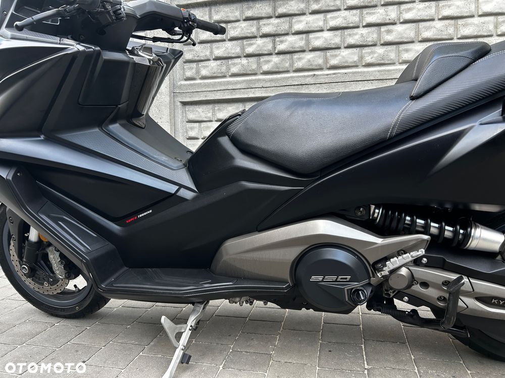 Kymco AK 550 - 18