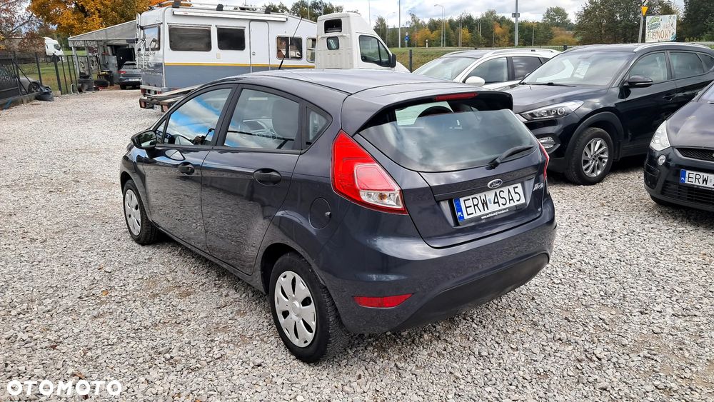 Ford Fiesta 1.25 Ambiente - 18