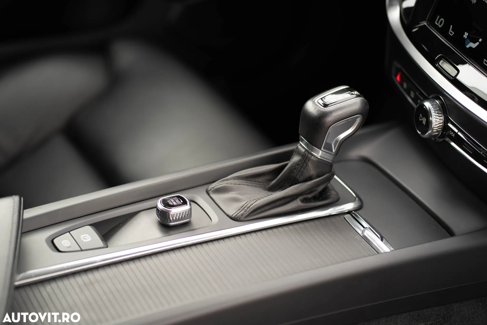 Volvo V60 D3 Geartronic Momentum - 31