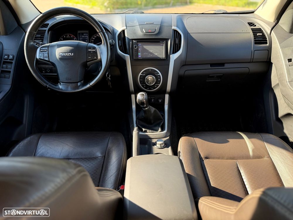 Isuzu D-Max 4x4 Cabine Dupla Premium - 4