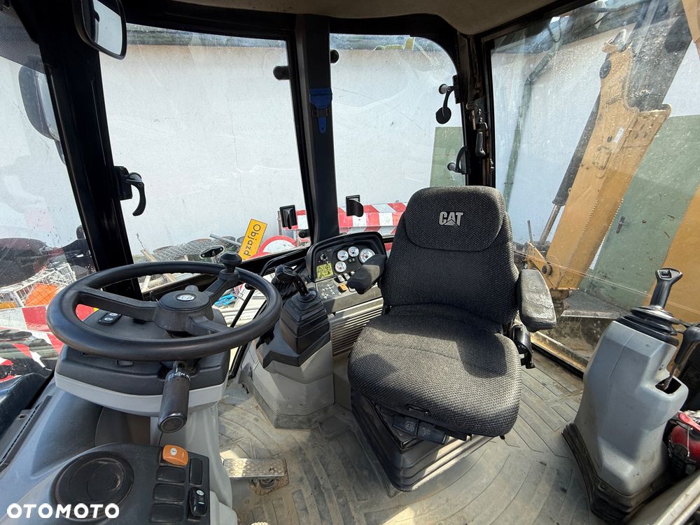 Caterpillar 432E - 13