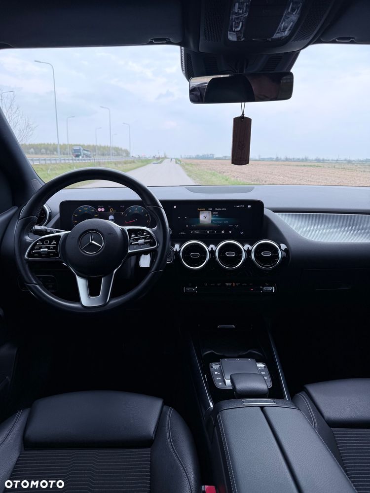 Mercedes-Benz Klasa B 180 7G-DCT - 24