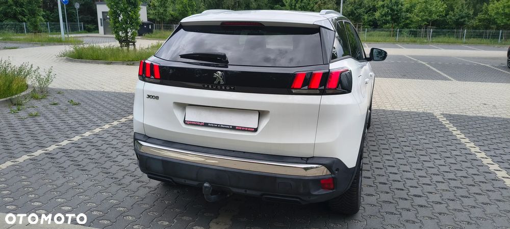 Peugeot 3008 1.2 PureTech Allure S&S EAT6 - 4
