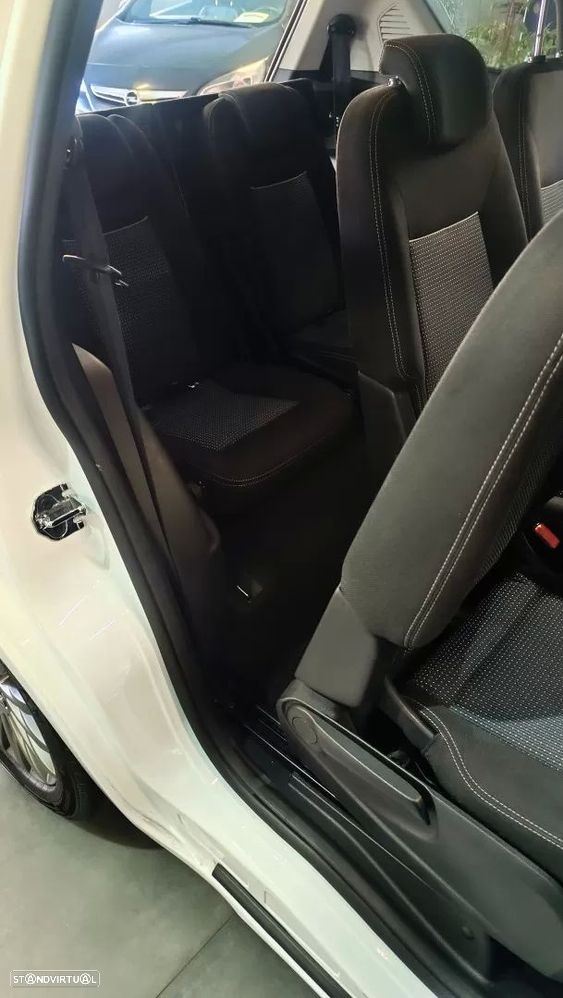Ford S-Max 2.0 TDCi Trend 7L - 13