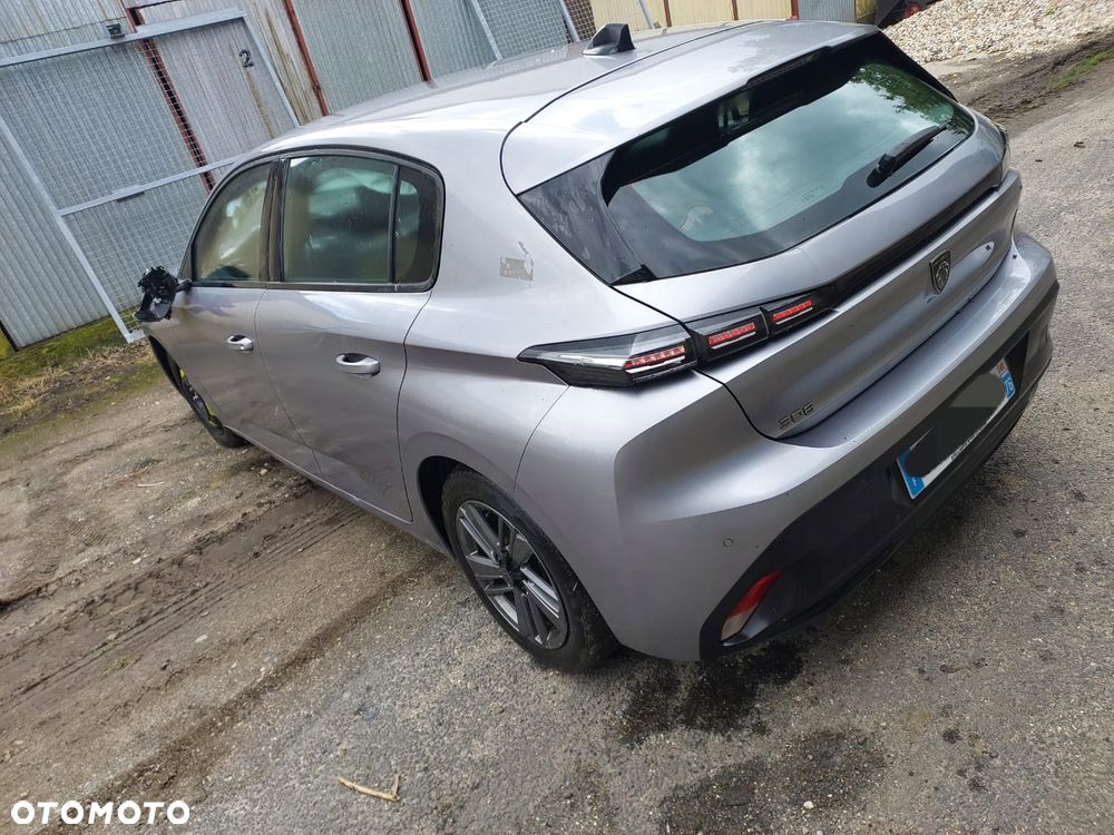 Peugeot 308 1.2 PureTech GPF Active Pack S&S EAT8 - 4