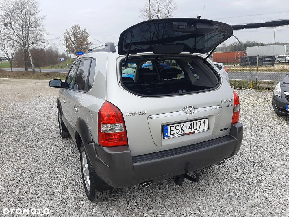 Hyundai Tucson 2.0 CRDi VGT 2WD GLS - 9