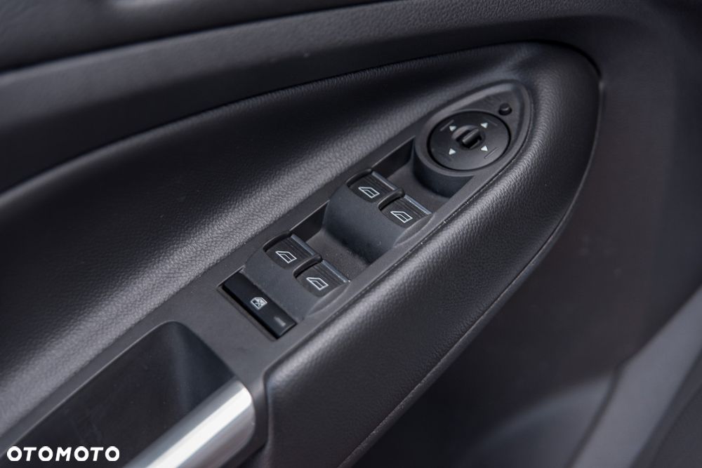 Ford Kuga 2.0 TDCi FWD ST-Line - 16