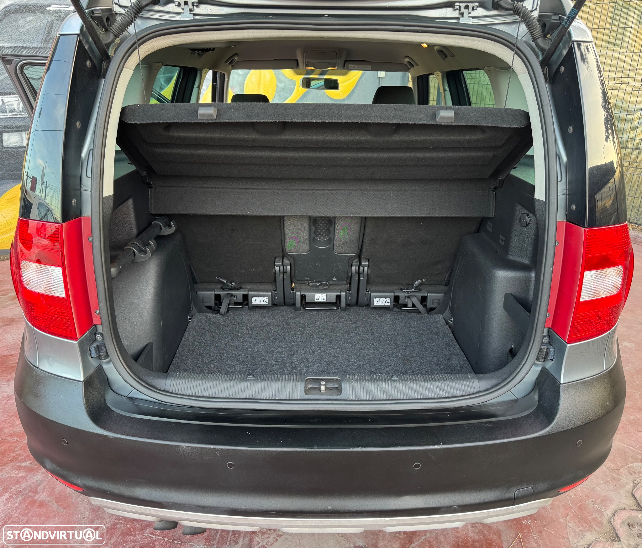 Skoda Yeti 1.6 TDI Greenline Active - 9