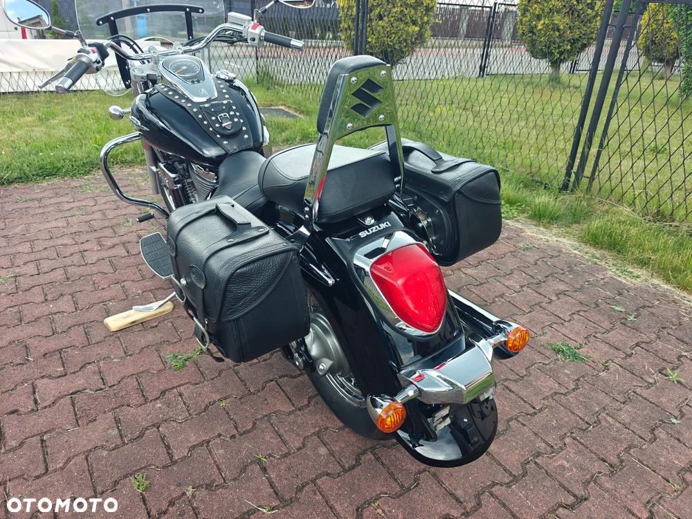 Suzuki Intruder - 23
