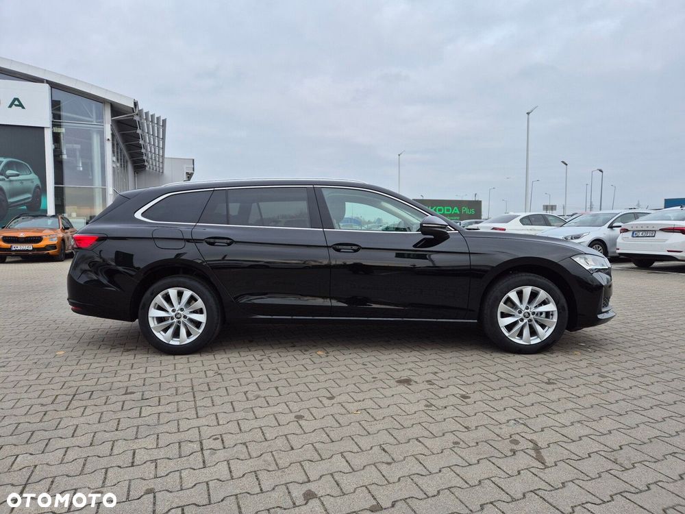 Skoda Superb 2.0 TDI SCR Selection DSG - 4
