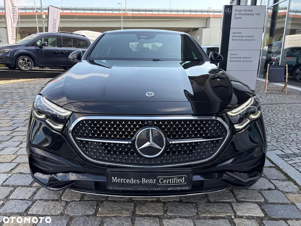 Mercedes-Benz Klasa E 220 d 4Matic 9G-TRONIC Edition AMG Line - 2