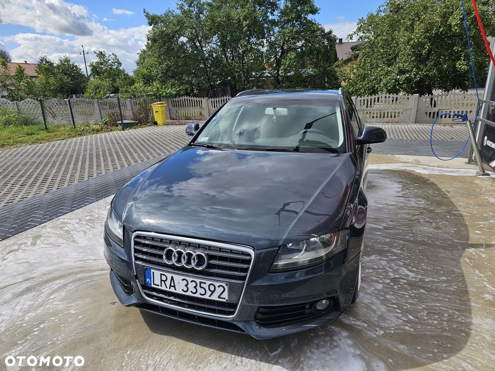Audi A4 Avant - 4