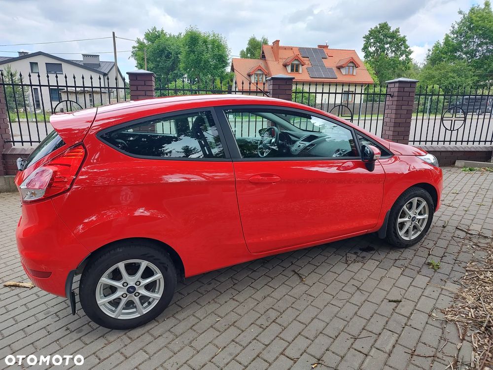 Ford Fiesta 1.25 Celebration - 3