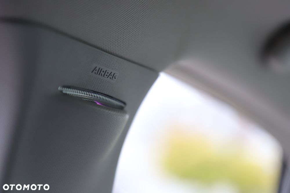 Renault Espace 1.6 dCi Energy Initiale Paris EDC 7os - 11