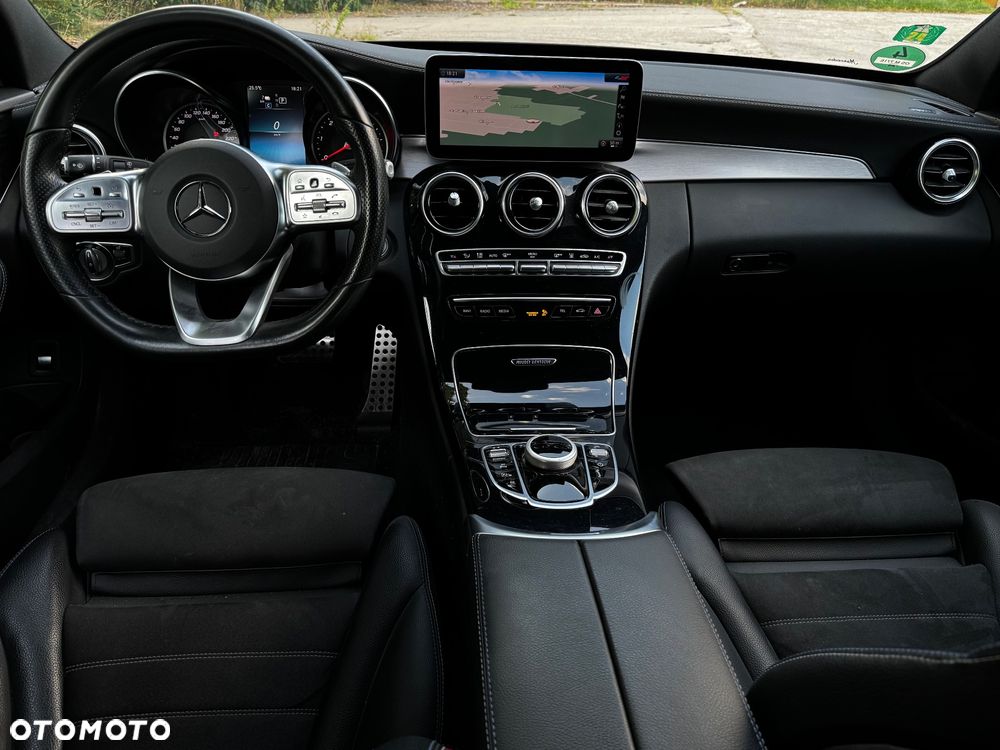 Mercedes-Benz Klasa C 300 de T 9G-TRONIC Night Edition - 14