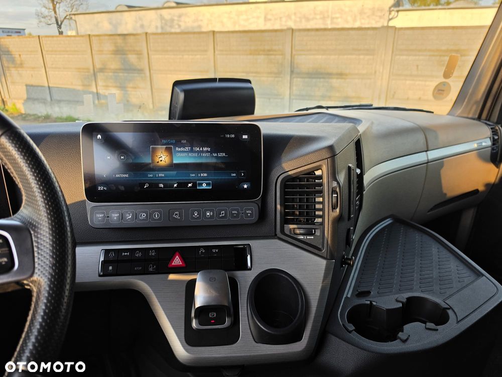 Mercedes-Benz Actros - 16