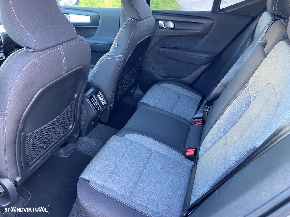 Volvo XC 40 2.0 B3 Core - 14