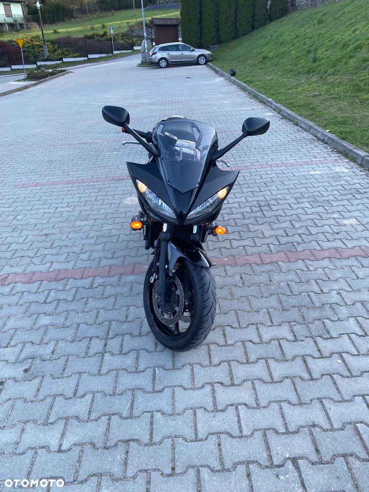 Yamaha FZ6 - 6