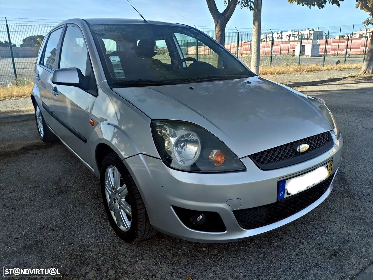 Ford Fiesta 1.25 Ghia - 5