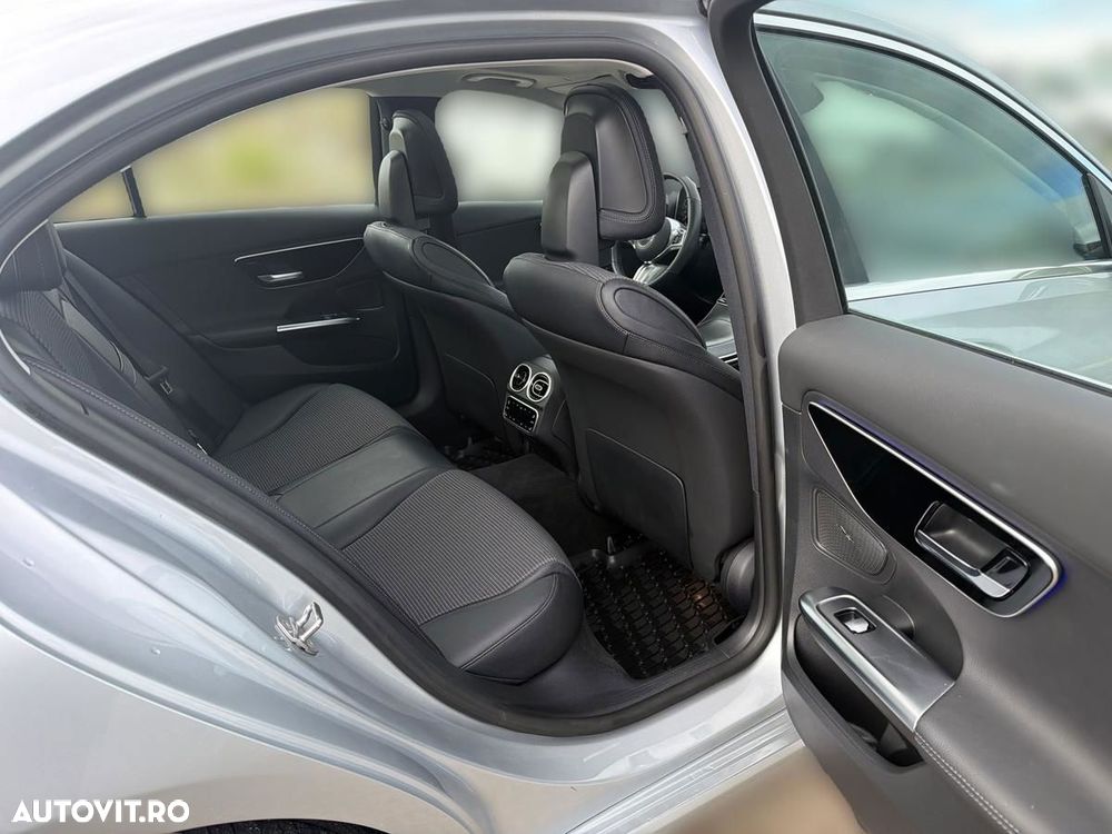 Mercedes-Benz C 300 e 9G-TRONIC - 16