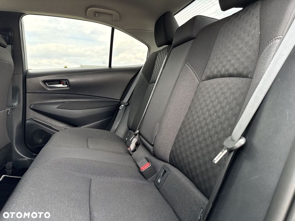 Toyota Corolla 1.8 Hybrid Style - 19