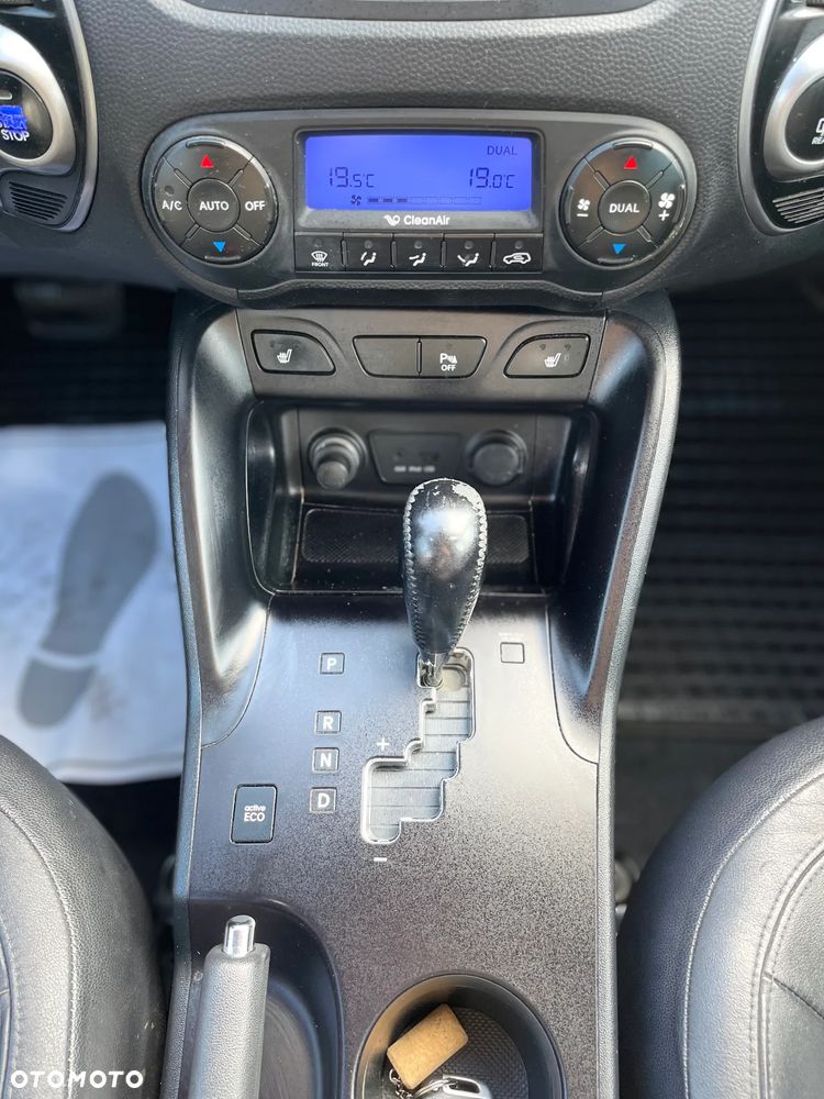 Hyundai ix35 2.0 CRDi 4WD Automatik Premium - 10