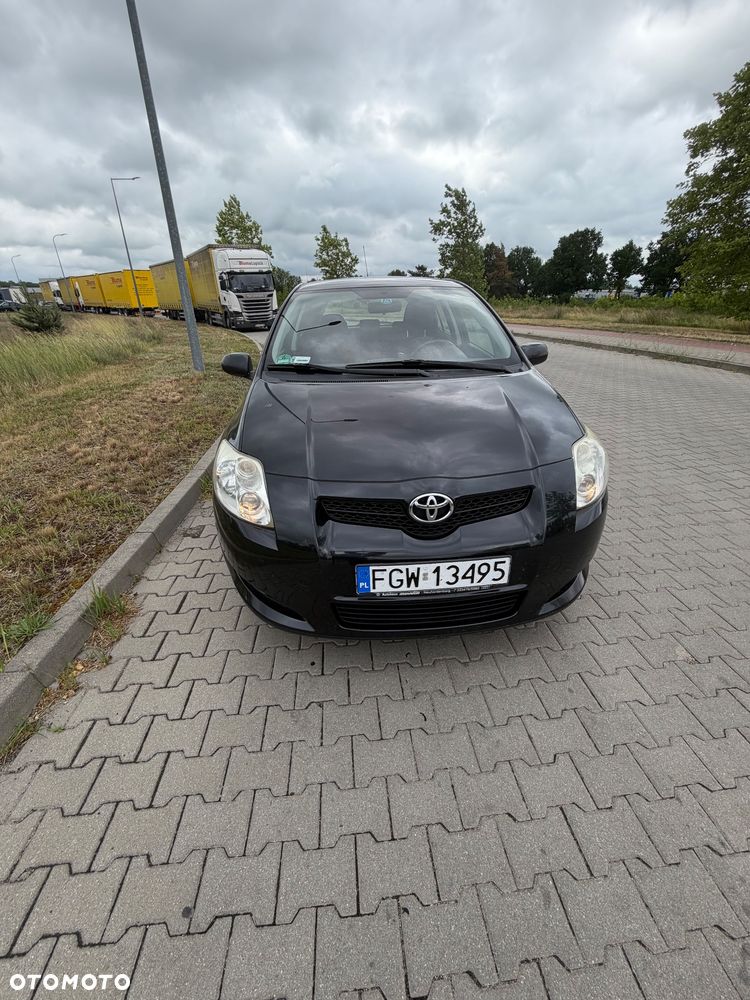 Toyota Auris - 4