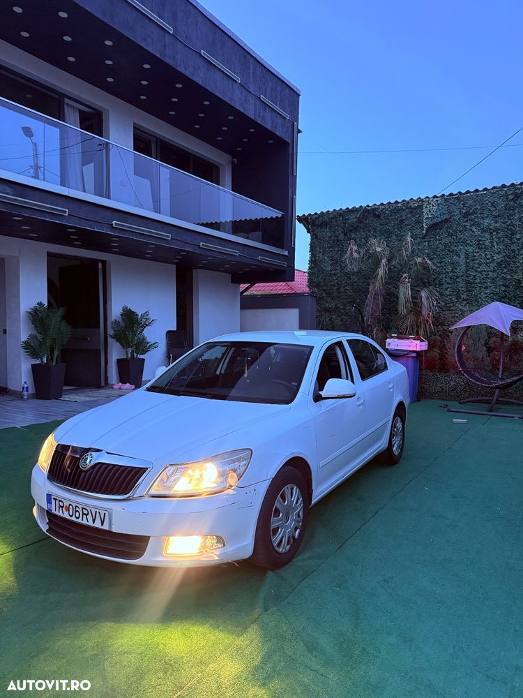 Skoda Octavia - 2