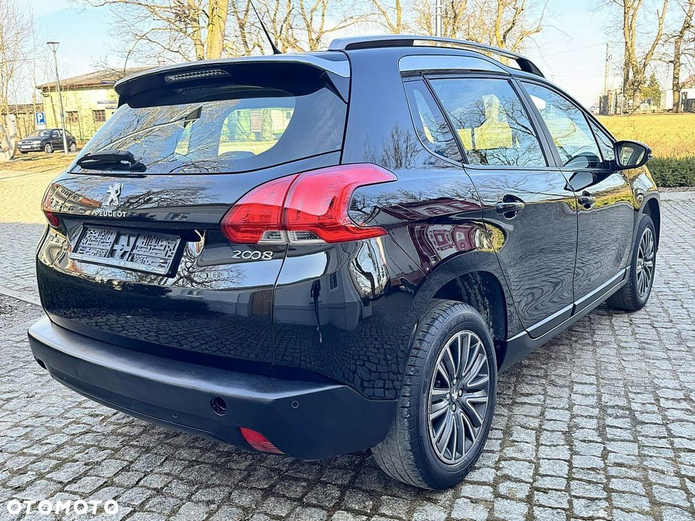 Peugeot 2008 - 6