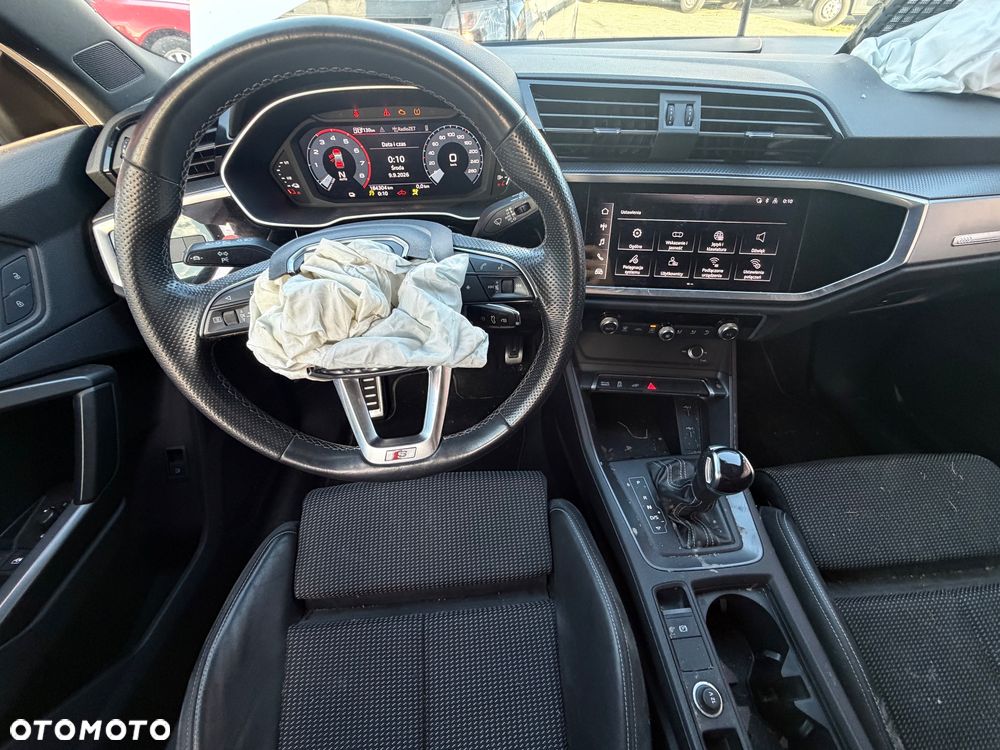 Audi Q3 45 TFSIe S tronic S line - 29