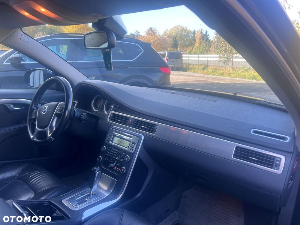 Volvo V70 D3 Geartronic Kinetic - 33