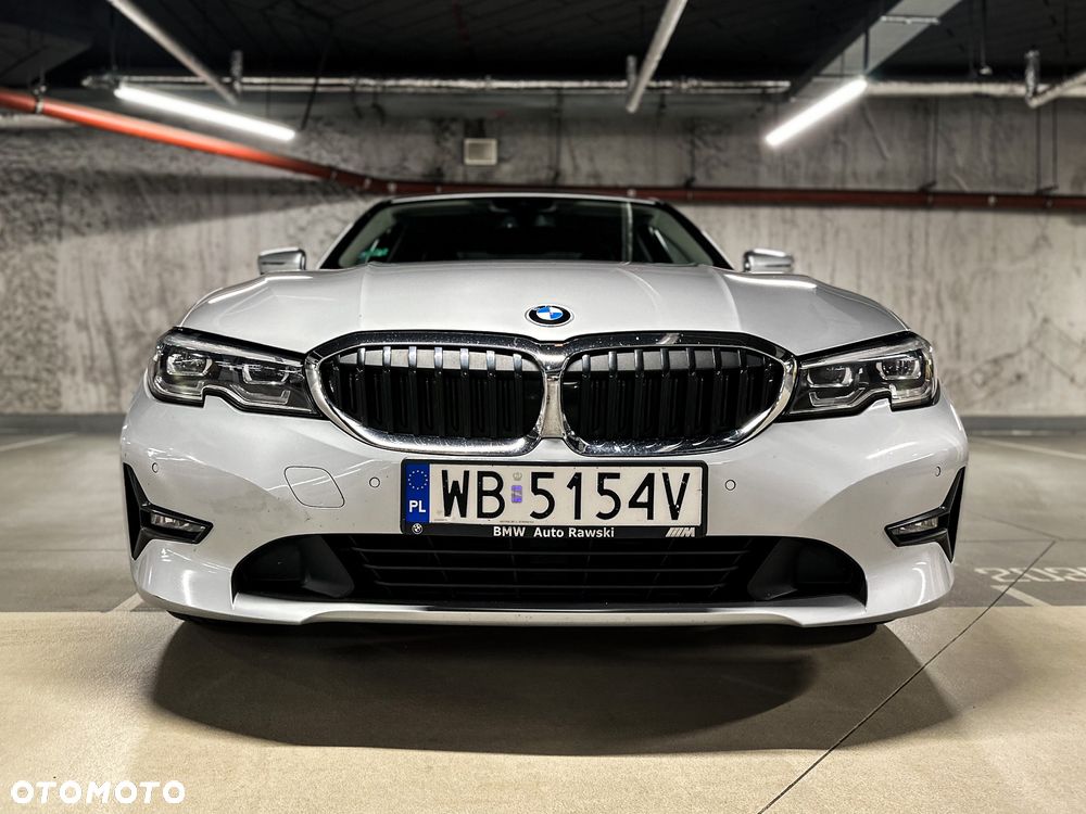 BMW Seria 3 320d xDrive - 15