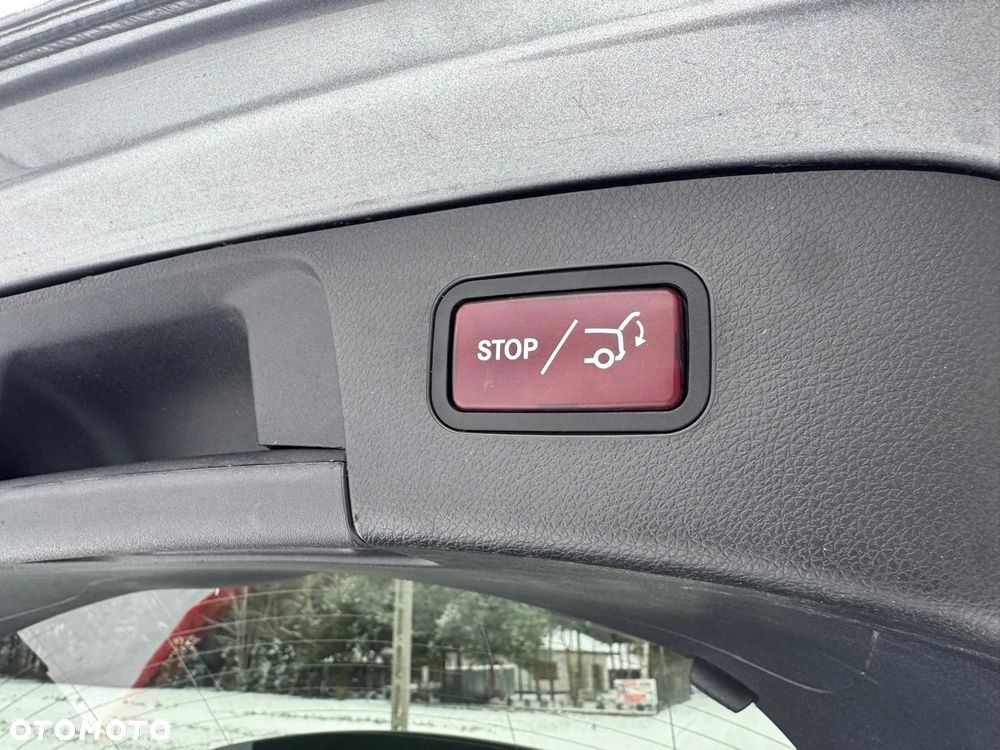 Mercedes-Benz GLA 250 4Matic 7G-DCT AMG Line - 22