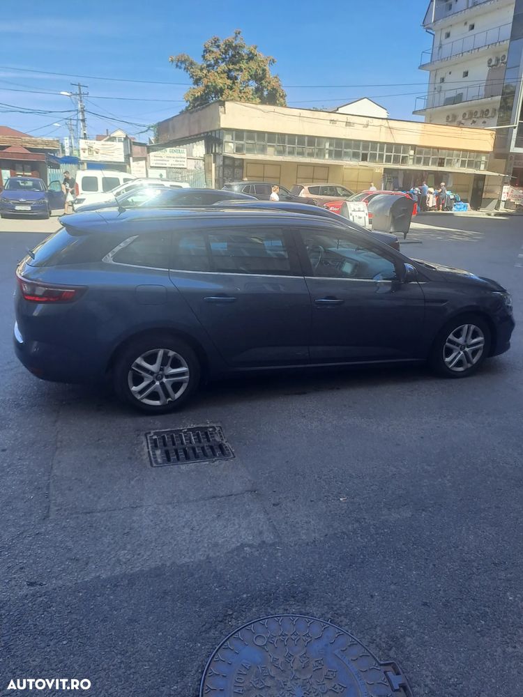Renault Megane 1.5 dCI EDC Intens - 4