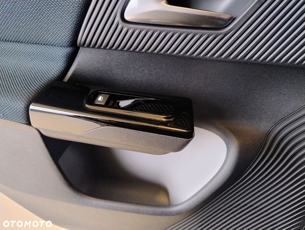 Citroën C5 Aircross 1.2 mHEV Max eDCT6 - 32