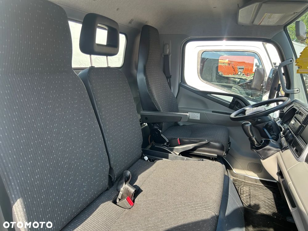 Mitsubishi FUSO CANTER 7C18 / WYWROTKA 3-STRONNA / 2 SZTUKI / TYLKO 12 TYS. KM PRZEBIEGU / POLSKI SALON / PRAWO JAZDY KATEGORIA "C' Z TACHOGRAFEM / DUŻA ŁADOWNOŚĆ 4075 KG !! - 6
